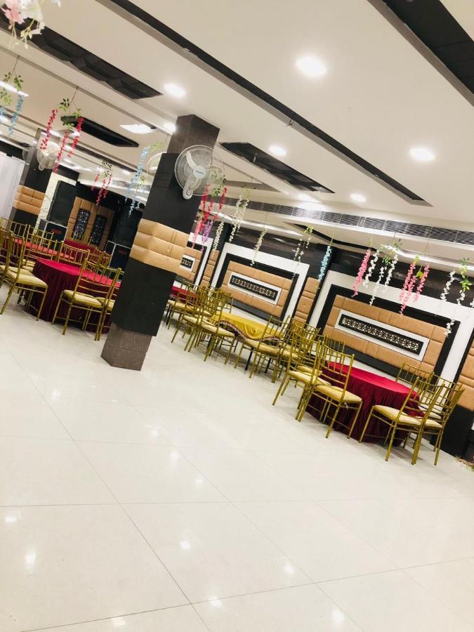 Hotel Blessing Bells, Fazilka Bagian luar foto