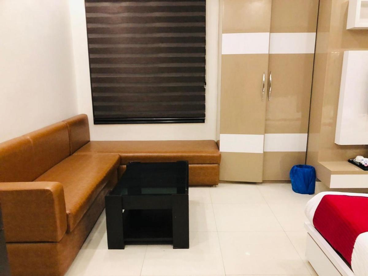 Hotel Blessing Bells, Fazilka Bagian luar foto